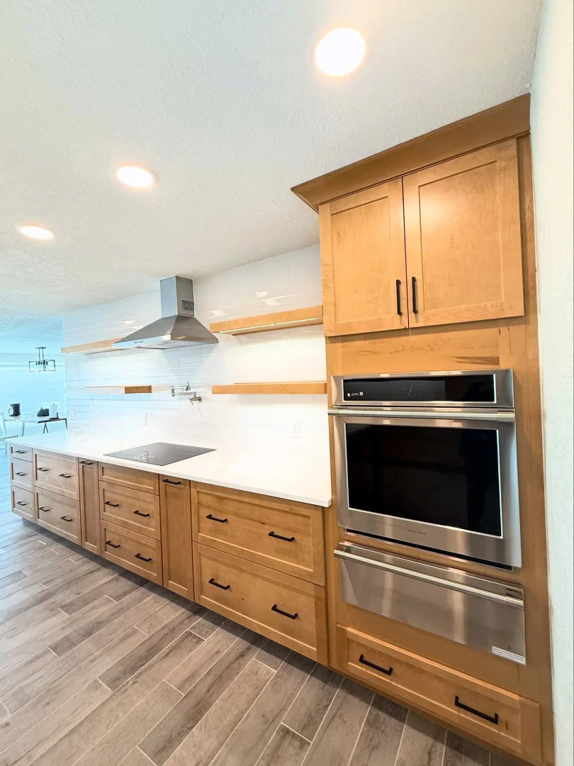 10. Natural Maple Modernity (Kitchen Cabinet Ideas)
