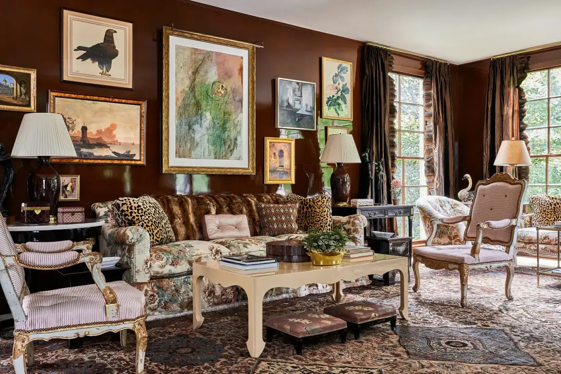 1. Eclectic Elegance in Deep Mahogany (Traditional Living Room Ideas)
