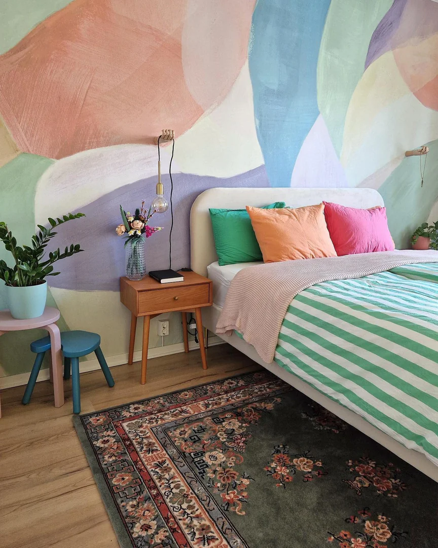 13. Pastel Brushstroke Bedroom (Colorful Bedroom Ideas)