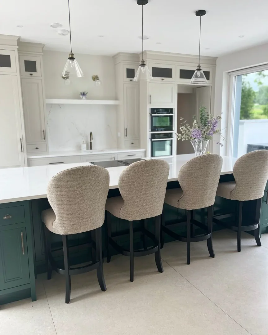 14. Emerald & Cream: Modern Sophistication with a Classic Twist (Two Tone Kitchen Ideas)