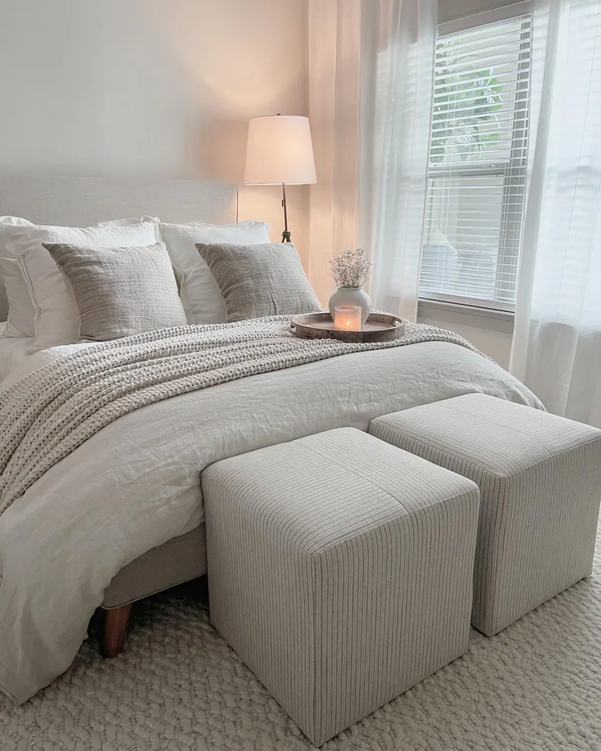 14. Relaxed Layers in Soft Neutrals (Apartment Bedroom Ideas)