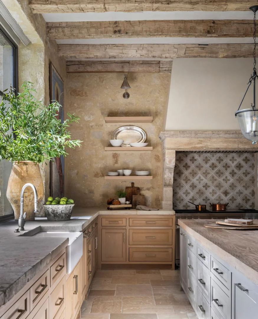 8. Stone and Timber Mediterranean Influence (Barndo Kitchen Ideas)